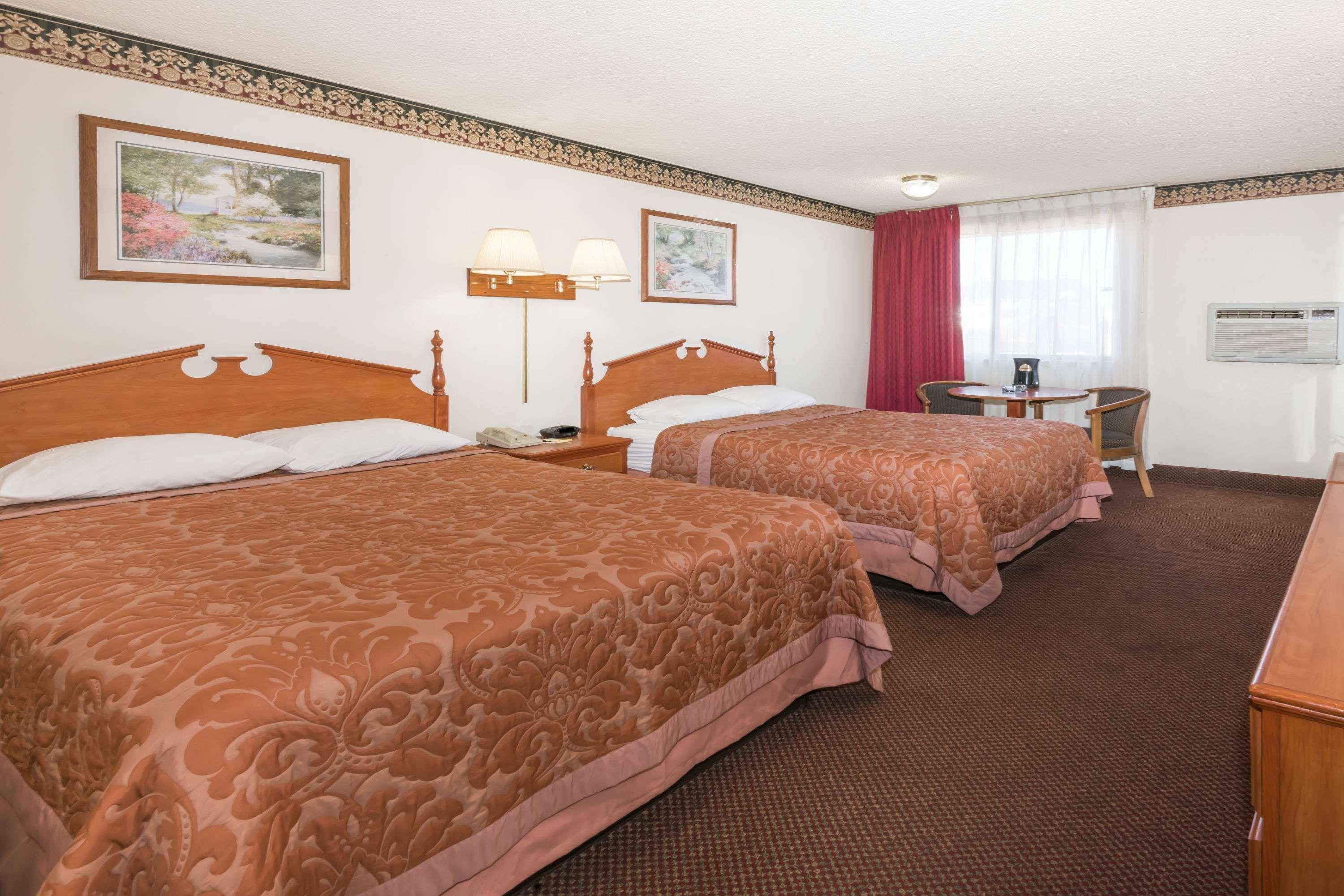 Hotel Super 8 By Wyndham Laramie Esterno foto